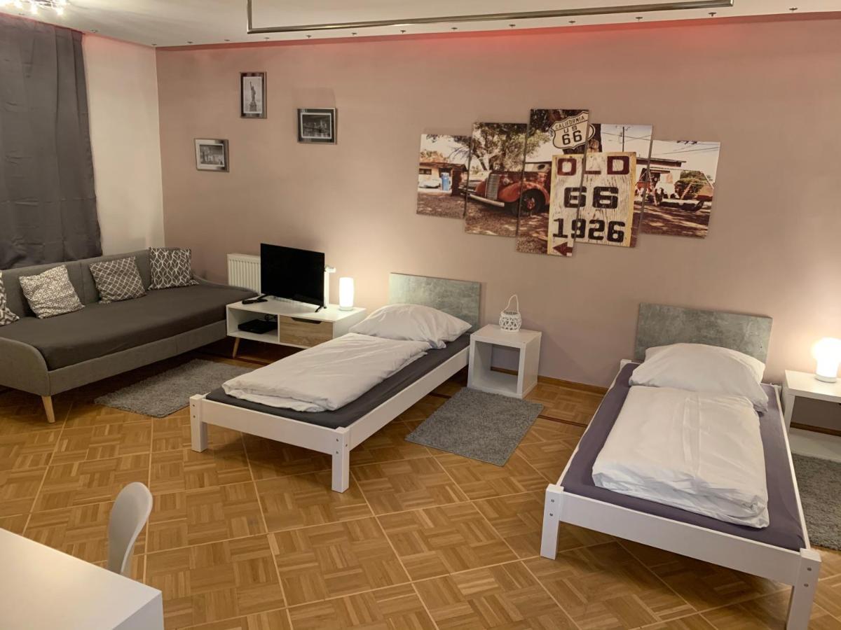 Aschaffapartment 4 Schlafzimmer Bis 10 Personen Bei Aschaffenburg Mainaschaff Exterior foto