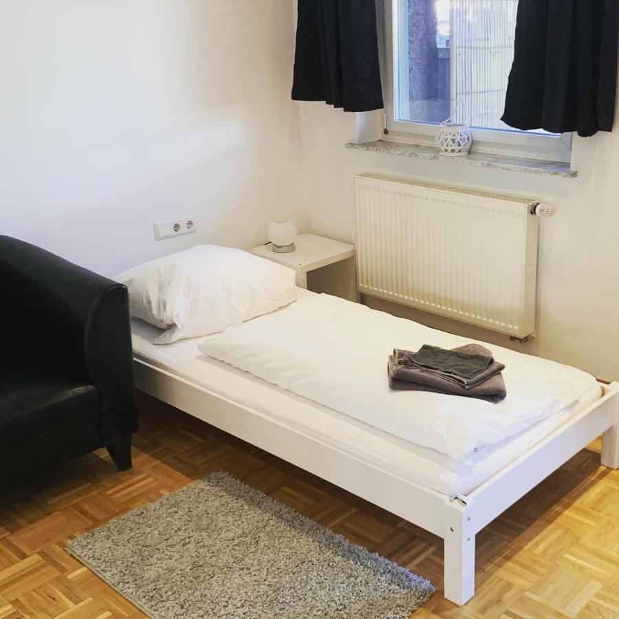 Aschaffapartment 4 Schlafzimmer Bis 10 Personen Bei Aschaffenburg Mainaschaff Exterior foto