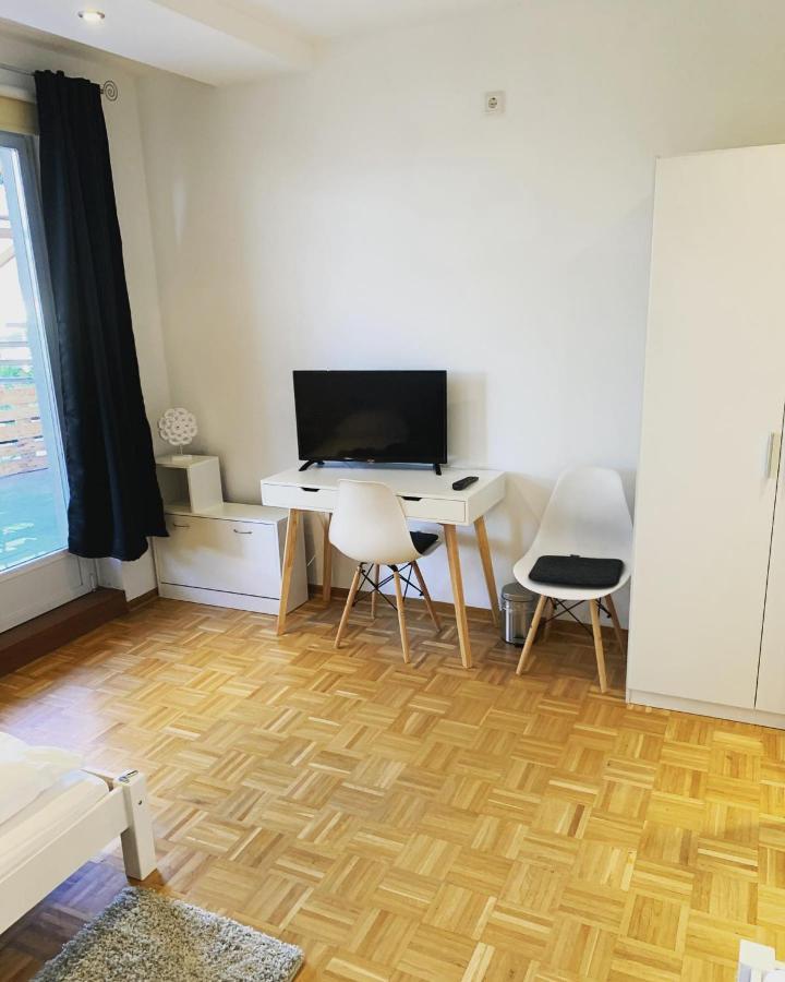 Aschaffapartment 4 Schlafzimmer Bis 10 Personen Bei Aschaffenburg Mainaschaff Exterior foto