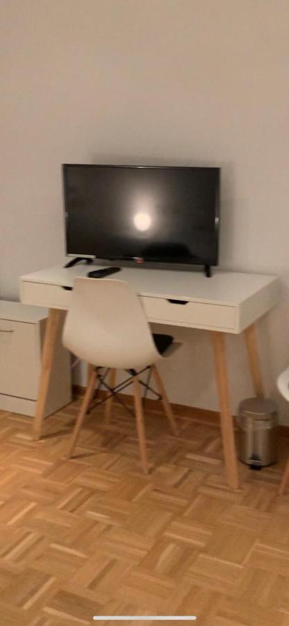 Aschaffapartment 4 Schlafzimmer Bis 10 Personen Bei Aschaffenburg Mainaschaff Exterior foto