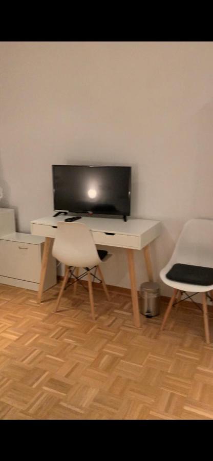 Aschaffapartment 4 Schlafzimmer Bis 10 Personen Bei Aschaffenburg Mainaschaff Exterior foto