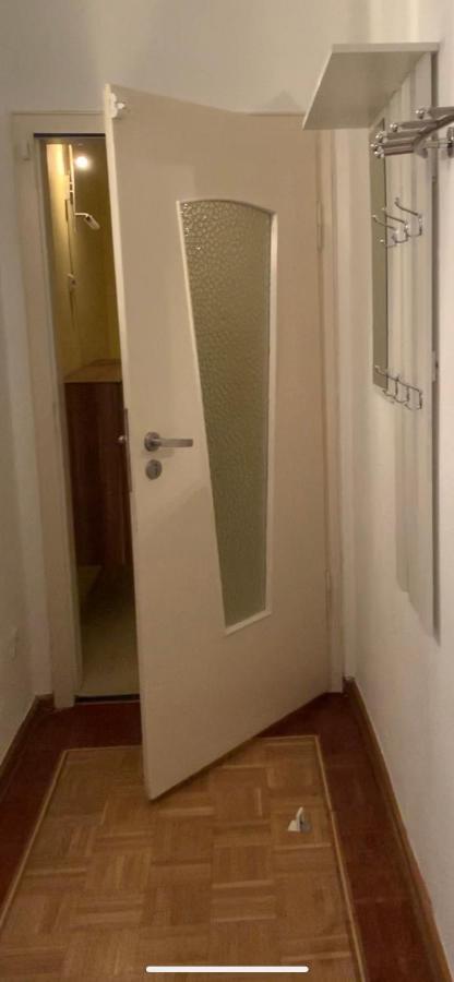 Aschaffapartment 4 Schlafzimmer Bis 10 Personen Bei Aschaffenburg Mainaschaff Exterior foto