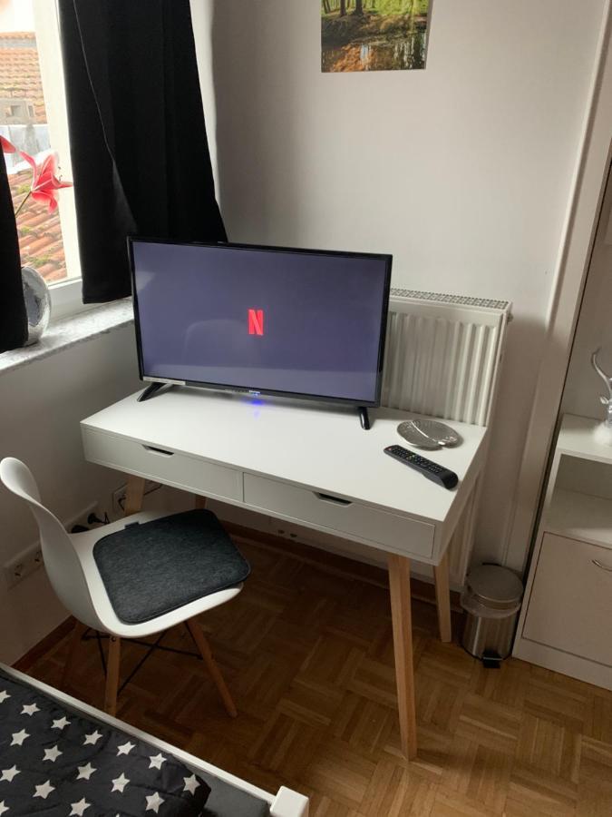 Aschaffapartment 4 Schlafzimmer Bis 10 Personen Bei Aschaffenburg Mainaschaff Exterior foto