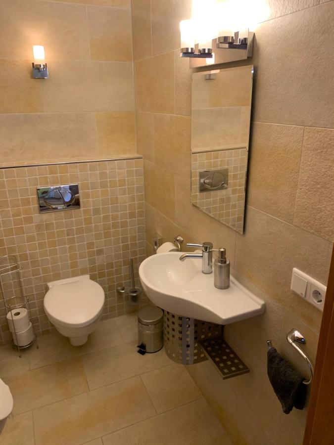 Aschaffapartment 4 Schlafzimmer Bis 10 Personen Bei Aschaffenburg Mainaschaff Exterior foto